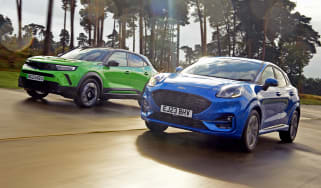 Ford Puma and Vauxhall Mokka - front tracking